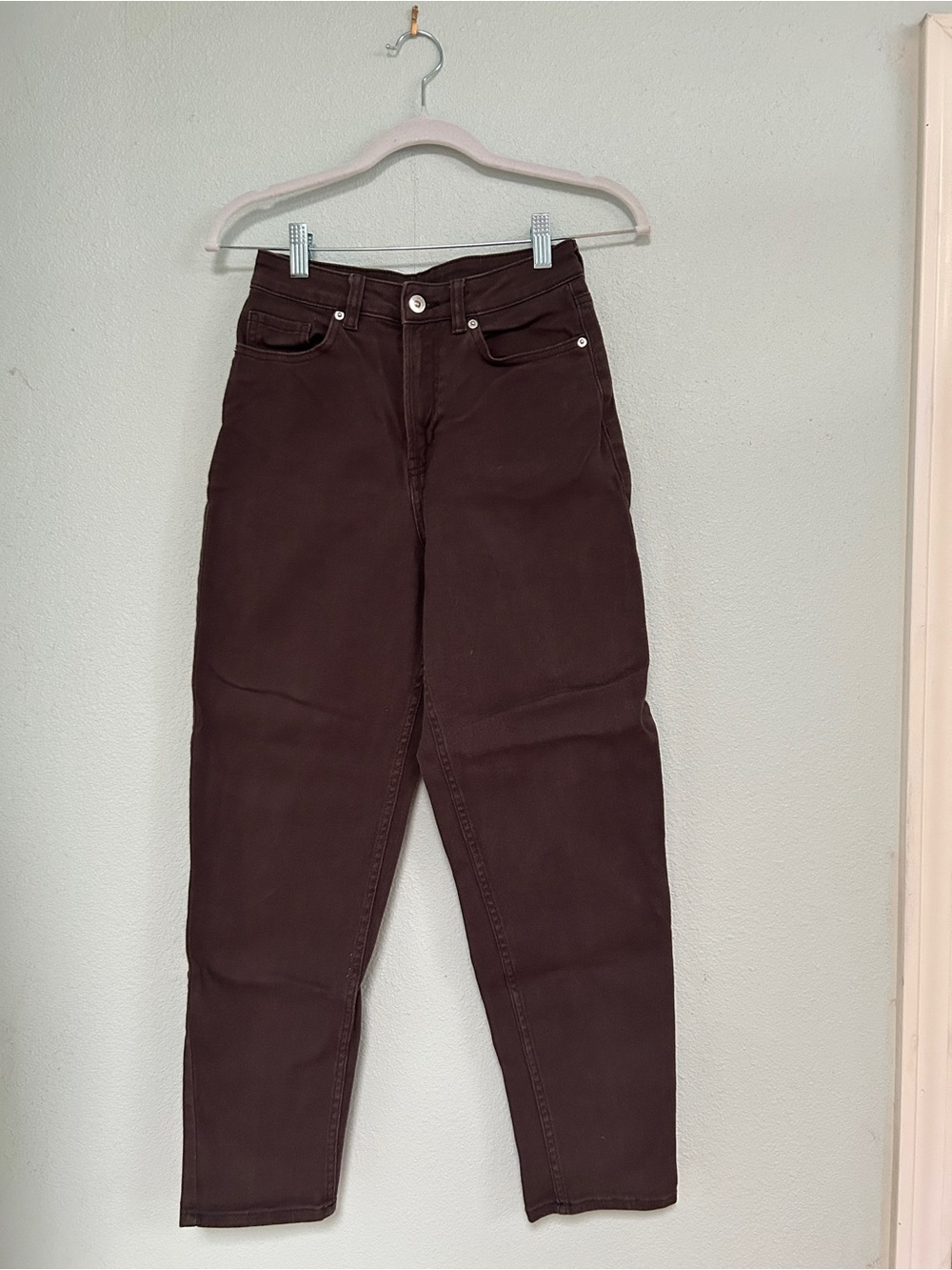 H&M High-Rise Straight Leg Jeans in Dark Brown